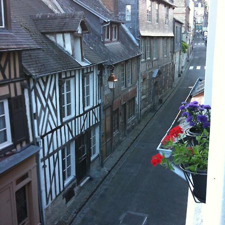 Au Bois Normand Hotel Honfleur Exterior photo