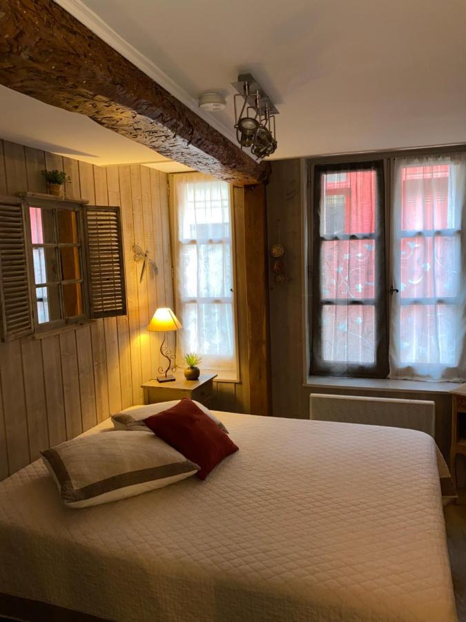Au Bois Normand Hotel Honfleur Exterior photo
